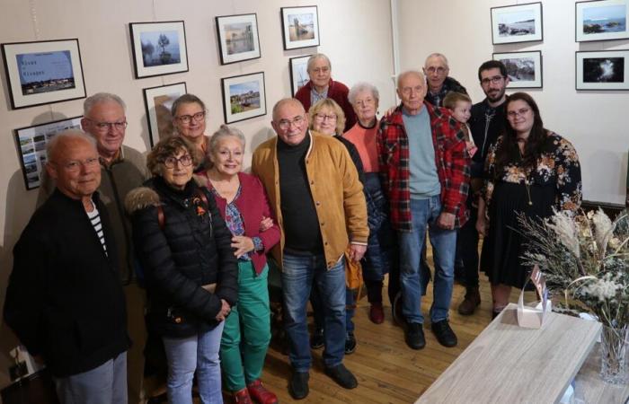 a new exhibition by the Camera Photo Club of Lochois at the town hall