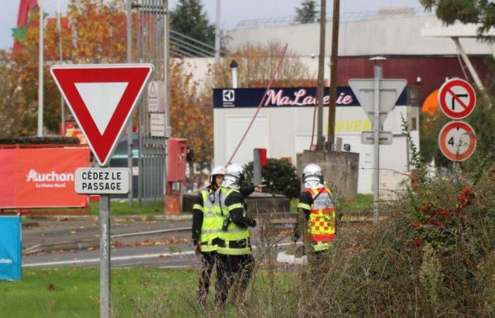 The gas station in the Auchan commercial area cordoned off by the gendarmes in Le Mans: what we know