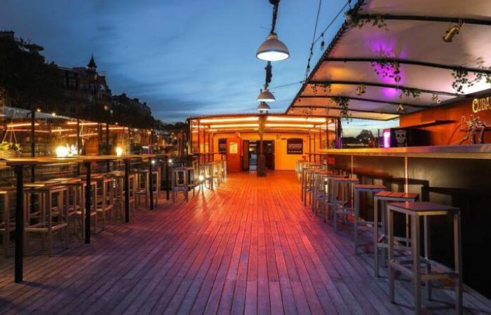 Want a new setting for your evenings? Try the barge bars of Paris – Paris Select