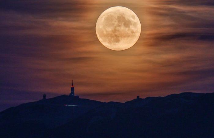 The super full Beaver Moon is approaching: what is special about it, when and how to observe it?