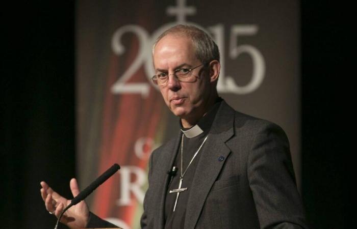 Accused of covering up sexual assault scandal, head of Anglican Church resigns