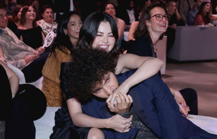 Selena Gomez celebrates Benny Blanco being named one of the ‘Sexiest Men Alive’ with romantic gesture