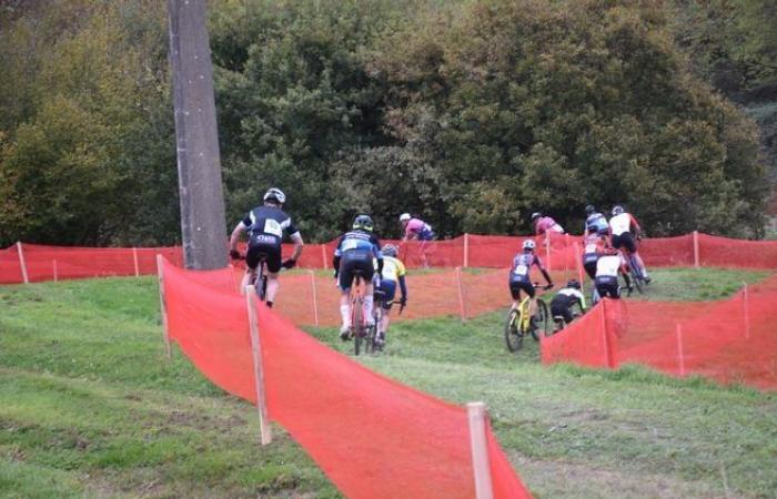 The Belmont-de-la-Loire cyclo-cross still attracts so many people