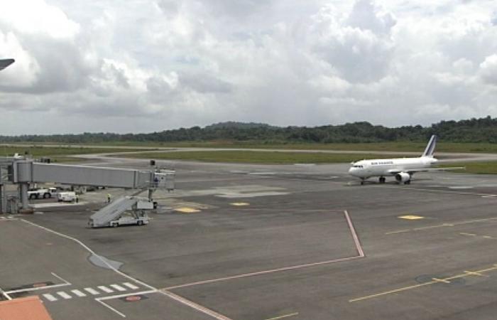 Bomb alert: Félix Eboué airport evacuated