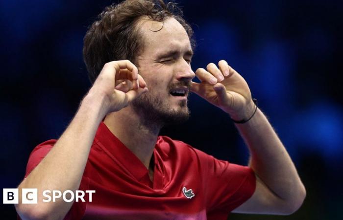 ATP Tour Finals: Daniil Medvedev defeats Alex de Minaur in Turin