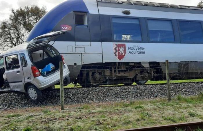 a car hit by a TER in Saujon, the motorist died