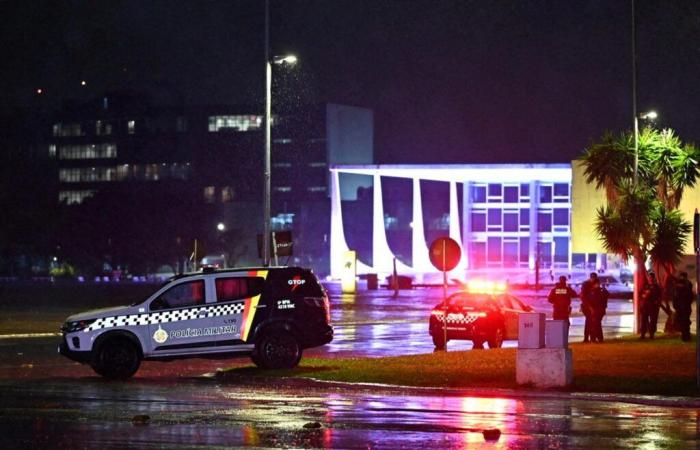 In Brazil, a man loaded with explosives dies in front of the Supreme Court