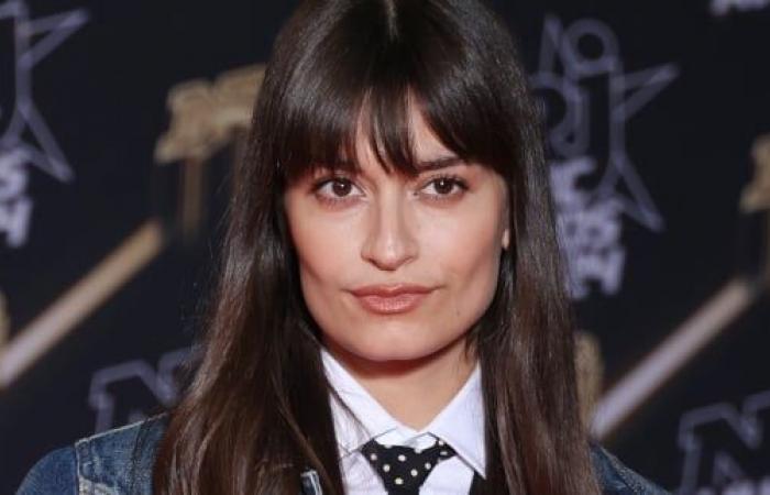 Clara Luciani refuses to be a coach in “The Voice”, here is the reason!