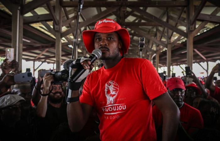 arrest of Rodrigue Petitot, known as “the R”, figure of the movement against the high cost of living