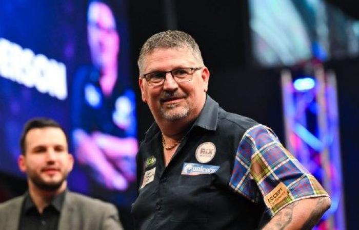 Michael van Gerwen and Gary Anderson ‘nowhere near the players they used to be’