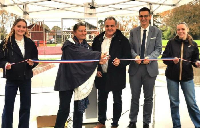 the skatepark, winner of the citizen participatory budget, was inaugurated