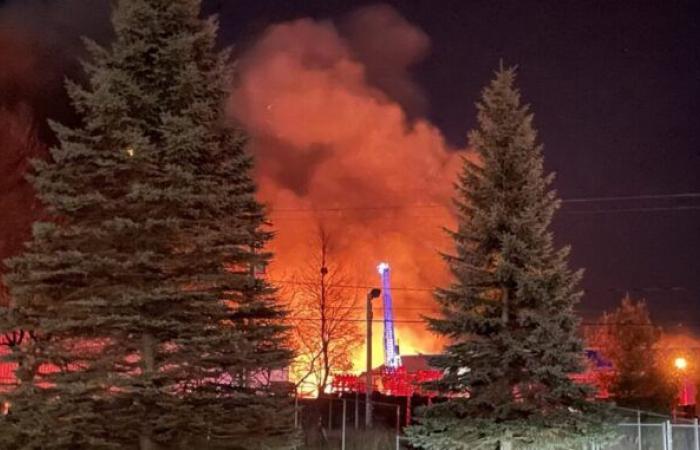 Major fire breaks out at warehouse in Warwick