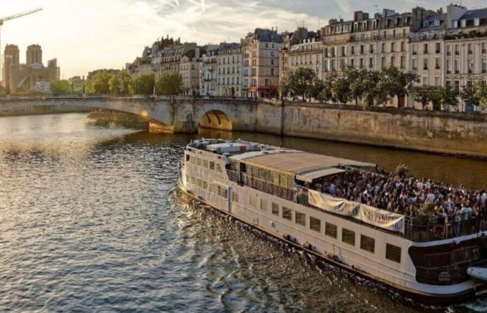 This barge will sail on the Seine, with DJ sets and live performances throughout the crossing