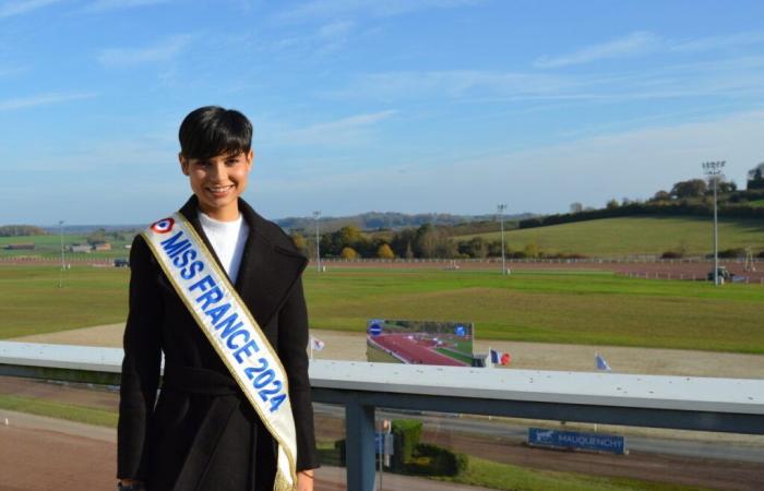 Eve Gilles, Miss France 2024, was at this Seine-Maritime racecourse