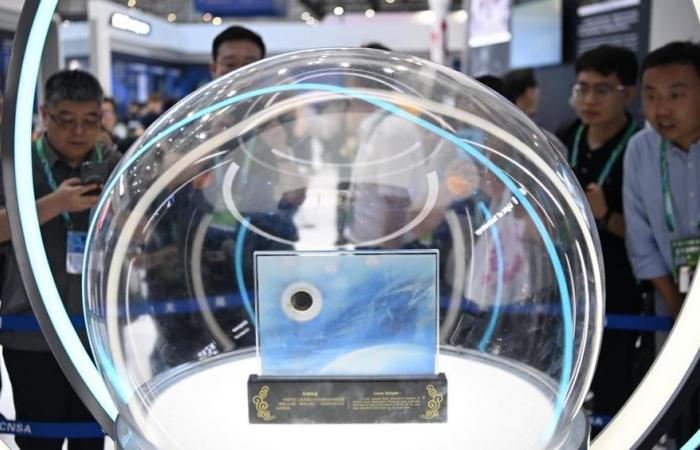 Chang’e-6 lunar mission samples on display at Airshow China in Zhuhai – Xinhua