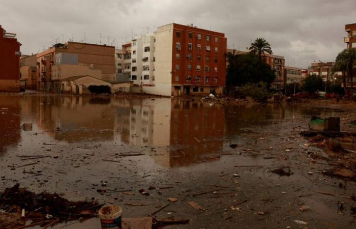 the coastline near Valencia on red alert, two weeks after deadly floods – Libération