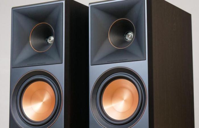 Powerful sound, a low price? The Klipsch RP-600M thrills without breaking the budget!