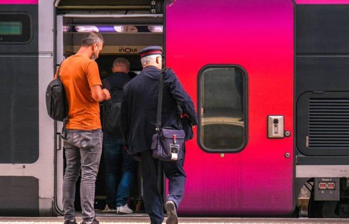 SNCF. Sales of train tickets for the winter holidays are open