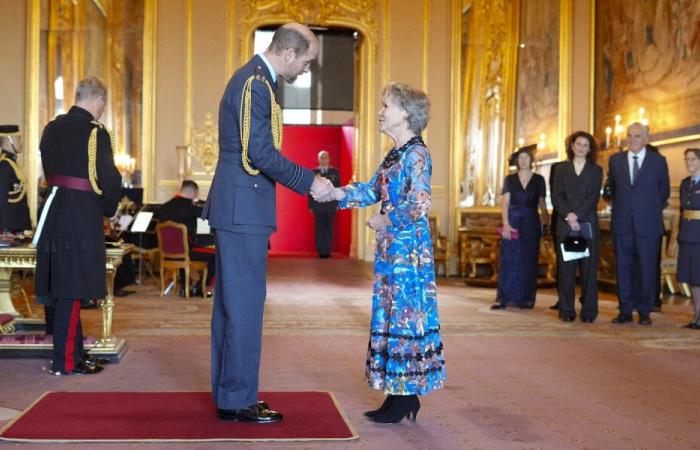 Prince William decorates an actress who played his grandmother Elizabeth II