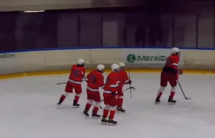 a 7-foot defenseman with excellent skating at 16