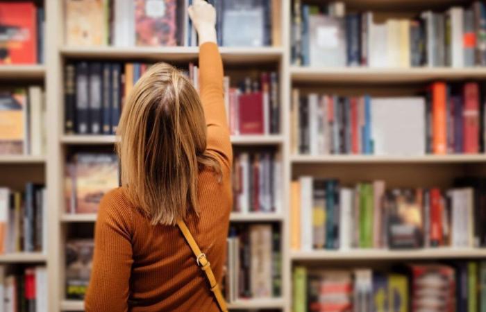 After the literary awards ceremony, which books sell best in bookstores?