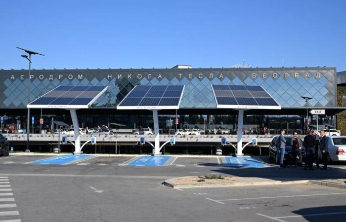 Solar chargers for electric cars installed at the Belgrade airport – Economy