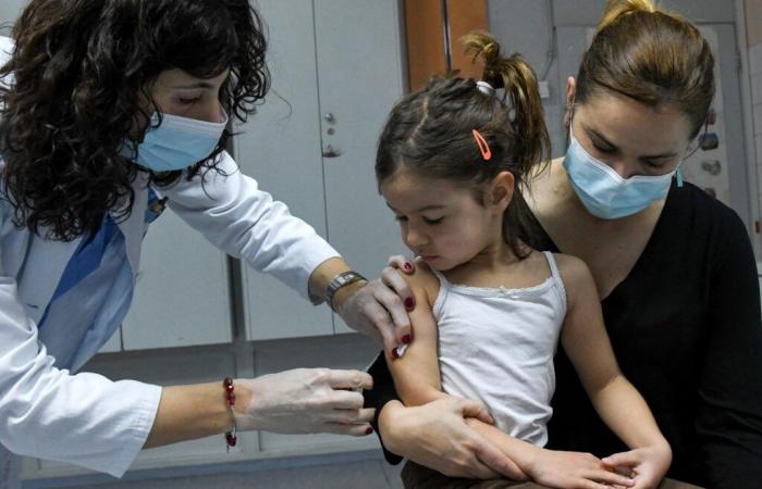 increase in cases worldwide amid stagnation in vaccination coverage