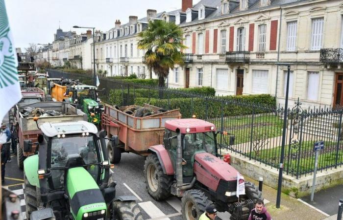 “In front of the prefecture”, the FDSEA of Dordogne calls on farmers to demonstrate with their tractors