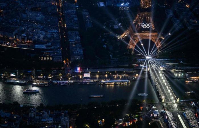 After the magic of the Olympics, Paris in search of a true image