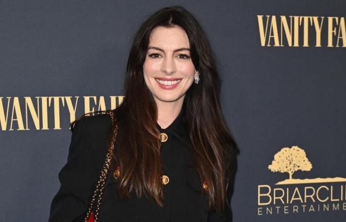 Anne Hathaway and her son almost got hit during a basketball game