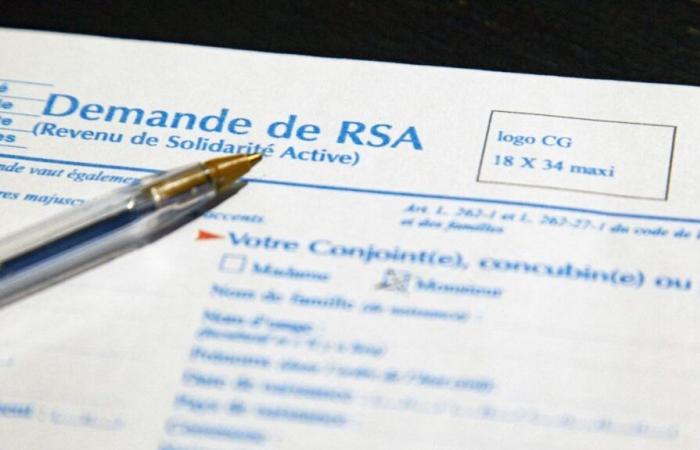 the departments led by the right and the center threaten to suspend the payment of the RSA