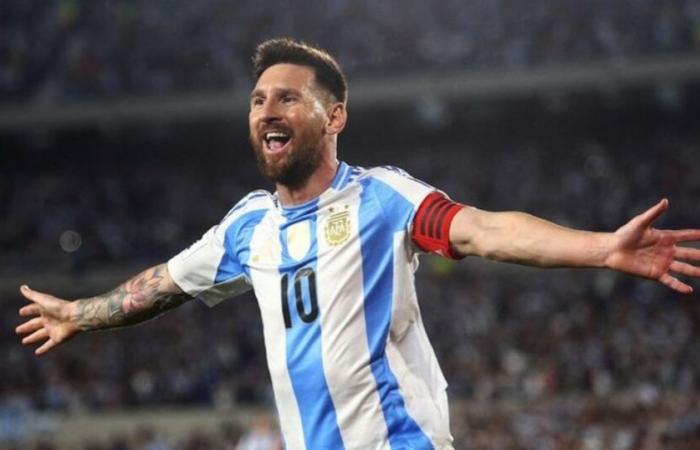 What time does Argentina vs Paraguay play for the 2026 World Cup Qualifiers and how to watch it live