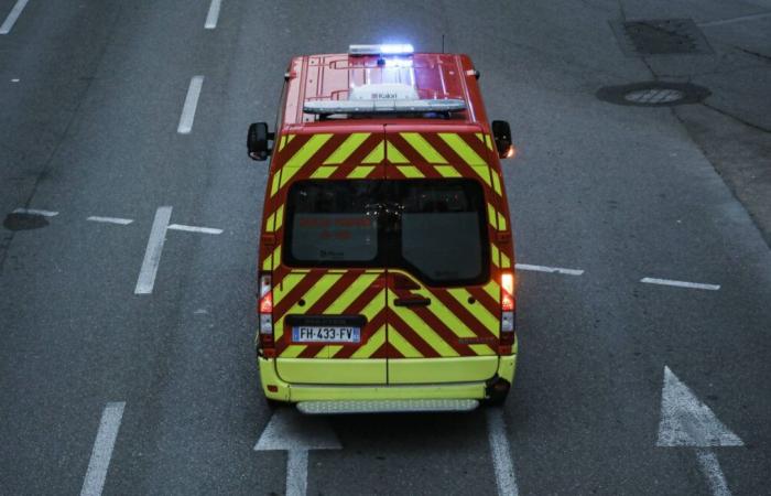 A motorist loses control of his vehicle and ends up on its roof