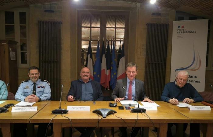 Radio 8 Ardennes | The last three Small Towns of Tomorrow security contracts signed with the Ardennes Prefecture and the national gendarmerie