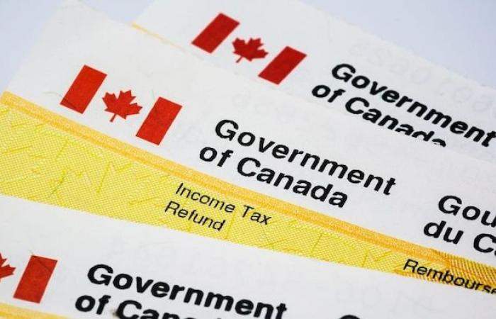 In embarrassment, the Canada Revenue Agency launches a “hunt for sources”