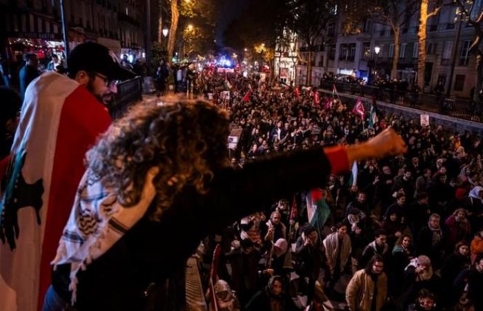 In Paris, two separate protests against far-right pro-Israeli gala Israel is Forever