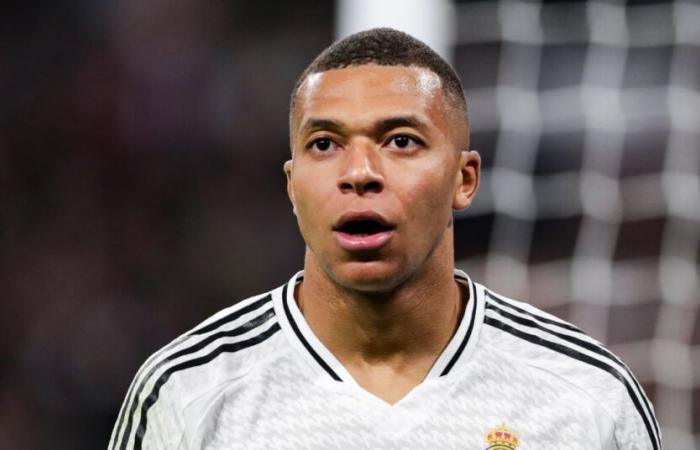 “He smokes shisha”, Mbappé gets thrown around!