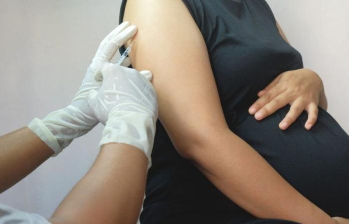 Whooping cough vaccination for pregnant women