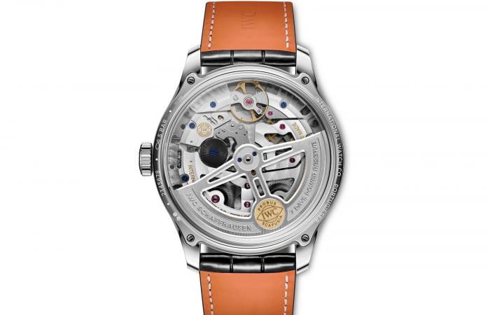 Here is the best watch of the year 2024 according to experts around the world (it's neither a Rolex nor a Patek Philippe)