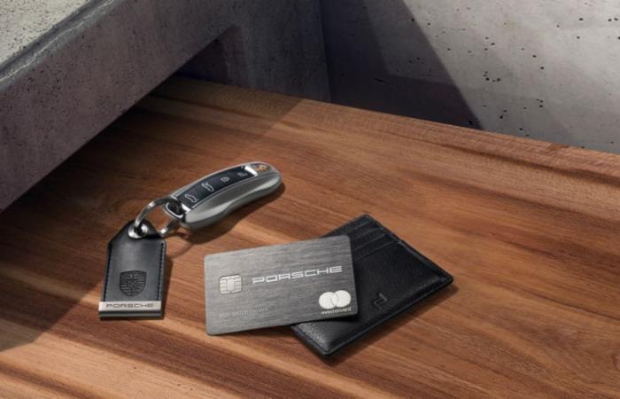 Porsche presents its new stainless steel credit card in Switzerland