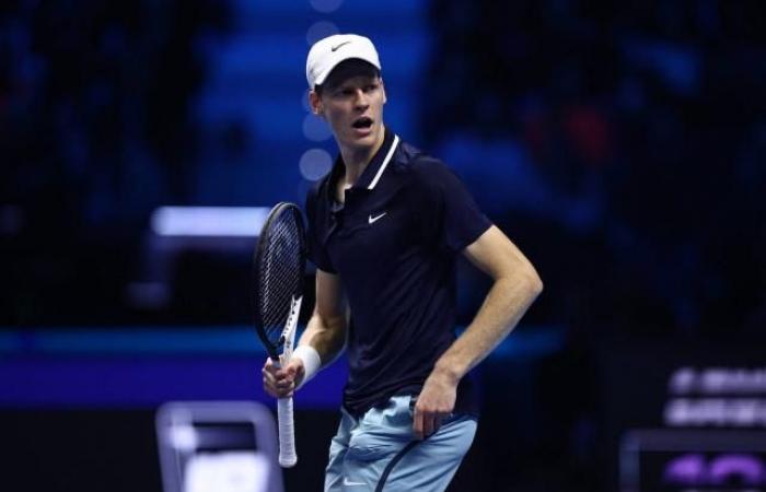 Sinner dominates Medvedev and finishes first in his group at the ATP Finals, Fritz qualifies for the semi-finals