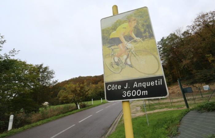 the peloton will climb the Côte Jacques-Anquetil for the first time