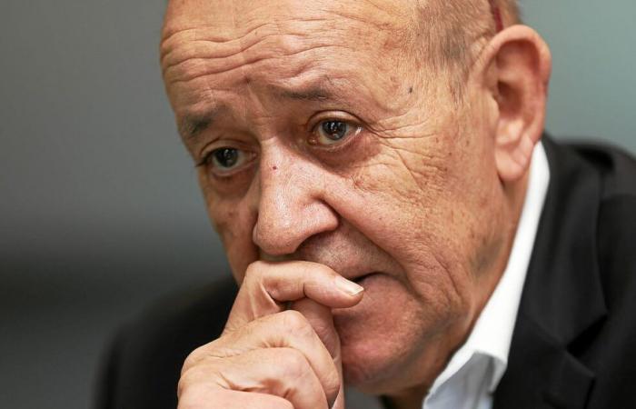 Why did several Breton deputies dine with Jean-Yves Le Drian?