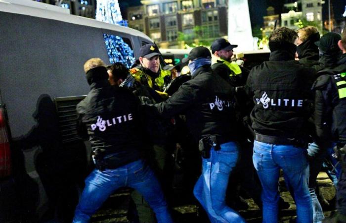 War in the Middle East: A pro-Palestinian demonstration degenerates in Amsterdam