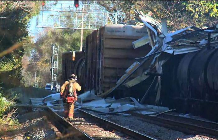 At least 2 people dead after factory explosion in Louisville