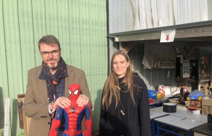 come and drop off your unused toys in these 11 recycling centers in La Manche