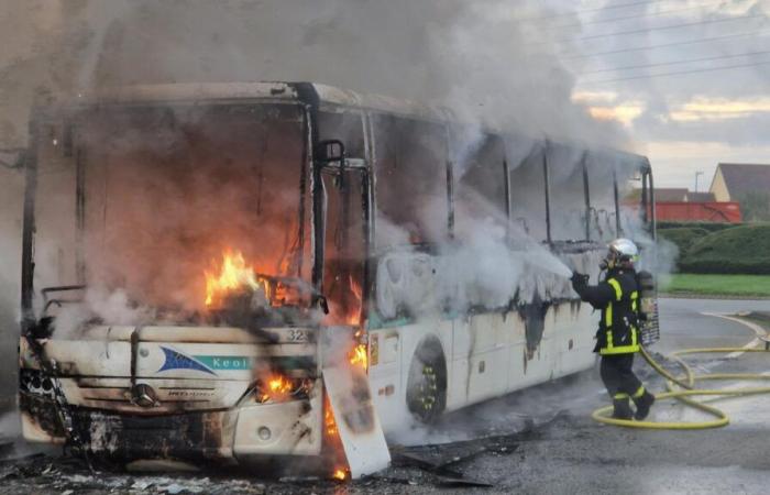 In Fécamp, a coach catches fire with around thirty children and adults from the IME on board