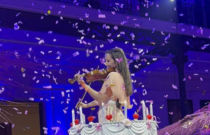 A princess comes out of a cake to celebrate BIG’s 25th anniversary in the presence of Princess Léa of Belgium