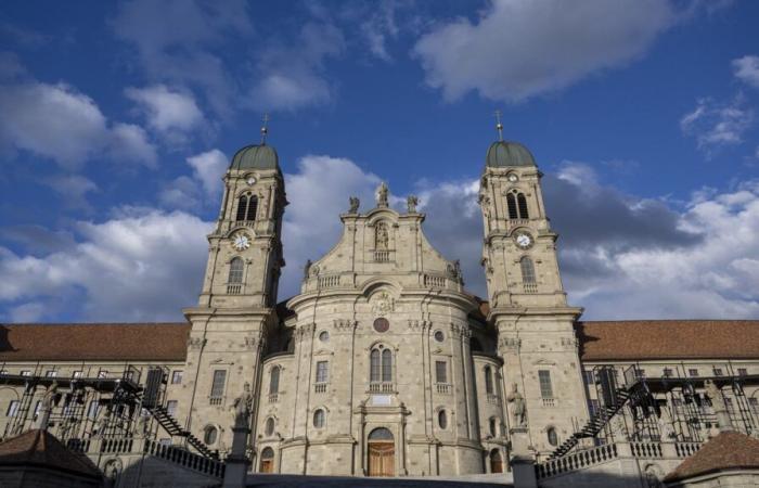 Fire at Einsiedeln Monastery – Alertswiss warns of smoke development