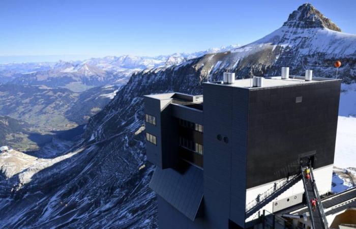 At Glacier 3000, Mario Botta inaugurates the “Eiffel Tower of the Vaudois” with his new restaurant